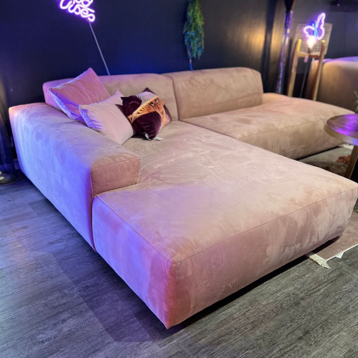 Petite Open End Ecksofa - 270x190cm